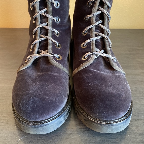 Stuart Weitzman Metermaid velvet boots - Picture 2 of 8